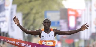 Kamworor triunfa en el Maratón de Rotterdam 2025