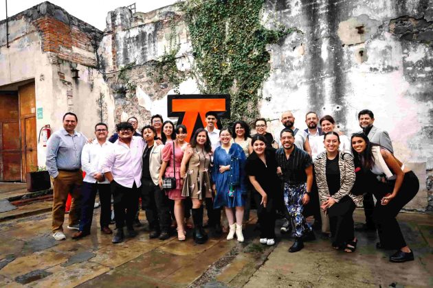 Estudiantes de la An&aacute;huac Puebla convergen creatividad y estilo en el Front Row 2025