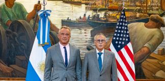 Argentina ratifica su salida de la OMS tras reunión con Kennedy Jr.