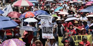 Sheinbaum evita diálogo con maestros y culpa a la CNTE por caos en la ciudad