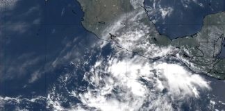 Alvin podría convertirse en ciclón en las próximas horas