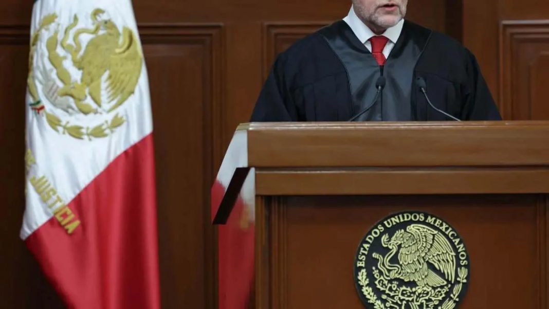 Proponen eliminar uso obligatorio de la toga en la SCJN