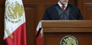 Proponen eliminar uso obligatorio de la toga en la SCJN