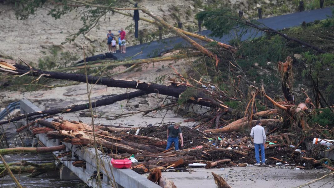 1536x864_cmsv2_fb606545-4bb4-5dda-886c-7f6287d2aac3-9358329 Aumenta a 82 los fallecidos por inundaciones en Texas