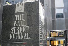 Trump demanda al WSJ por publicar carta con su firma enviada a Epstein