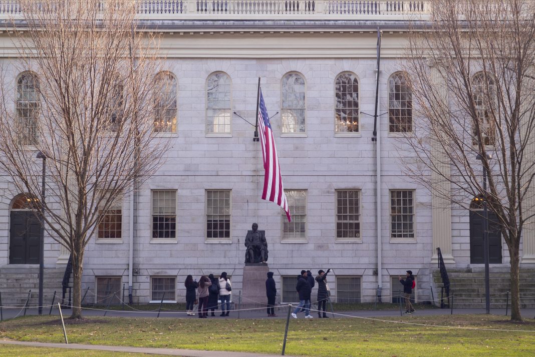 El Gobierno de Trump ordena a Harvard entregarle documentos sobre estudiantes extranjeros