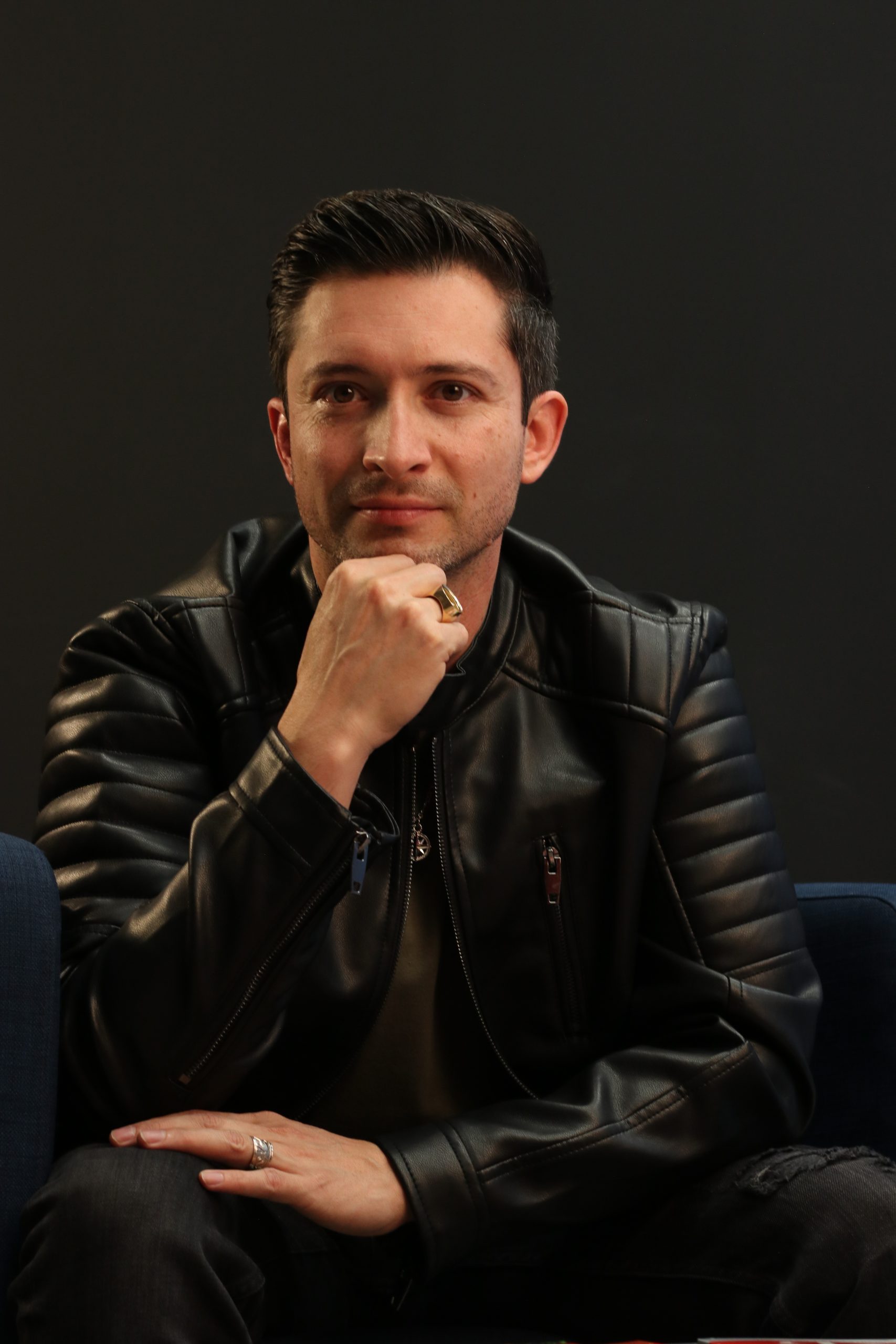 César Porto lanza Pasado Pasado, su debut como solista