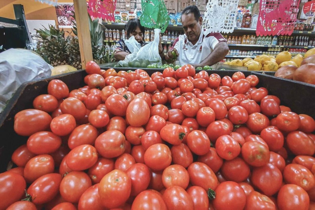 Estados Unidos aplica arancel al jitomate mexicano