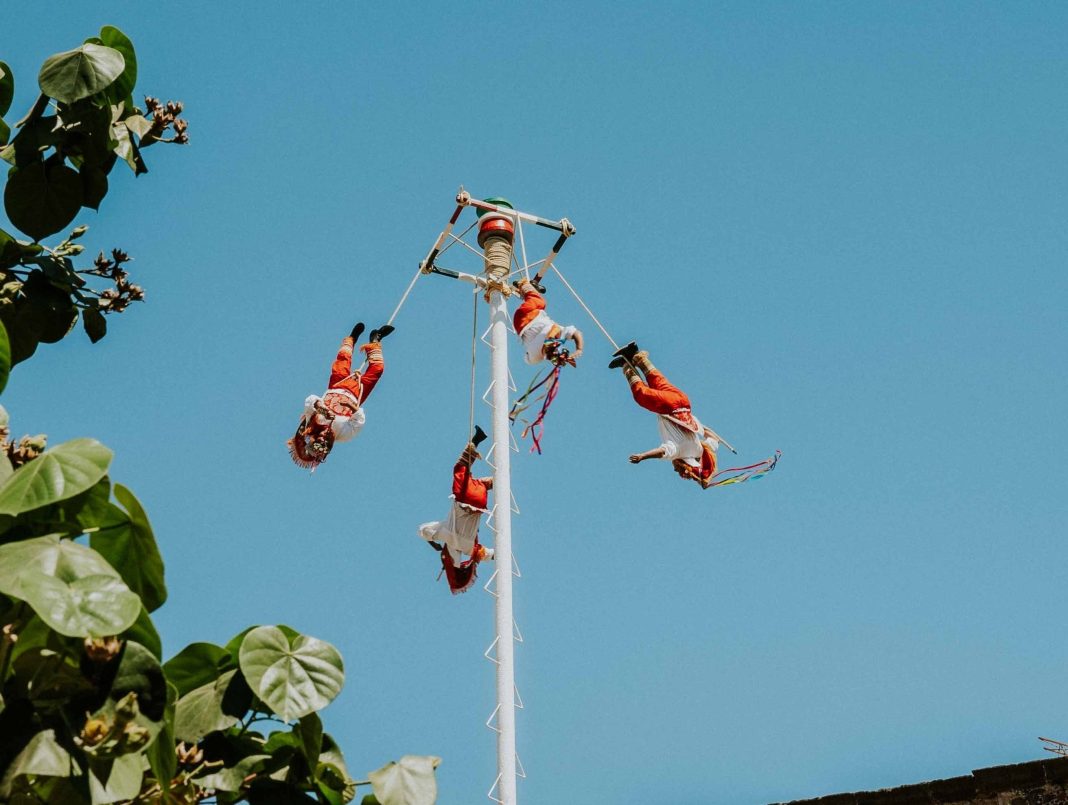 d2ea71d74778b22 Ritual de voladores en Papantla se suspende por daños en estructura