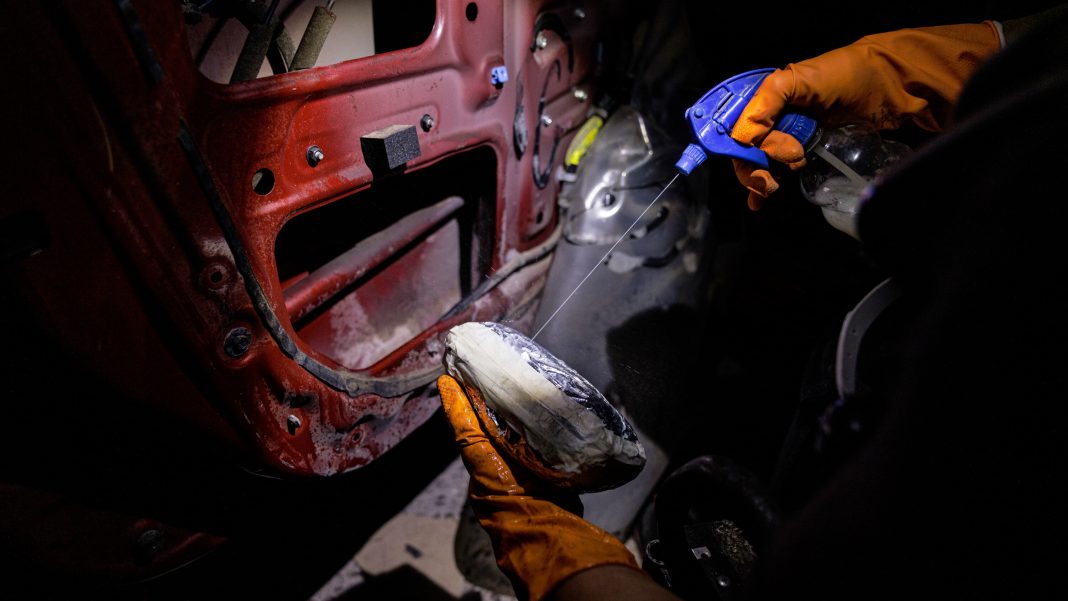 The New York Times revela cómo el Cártel de Sinaloa trafica fentanilo a través de la frontera con EE. UU.