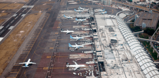 Reanudan vuelos en el AICM tras suspensión por tormenta