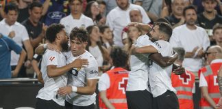 Valencia logra su primera victoria en LaLiga