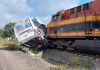 Autobús intentó ganarle al tren en Guanajuato y murieron cinco personas