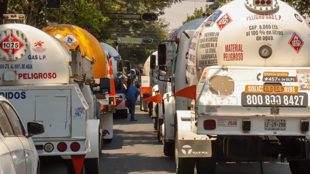 Gobierno federal anunció nueva norma para transporte de gas LP