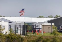 Autoridades mexicanas atienden a 198 connacionales detenidos en el centro migratorio de Florida Autoridades mexicanas atienden a 198 connacionales detenidos en el centro migratorio de Florida