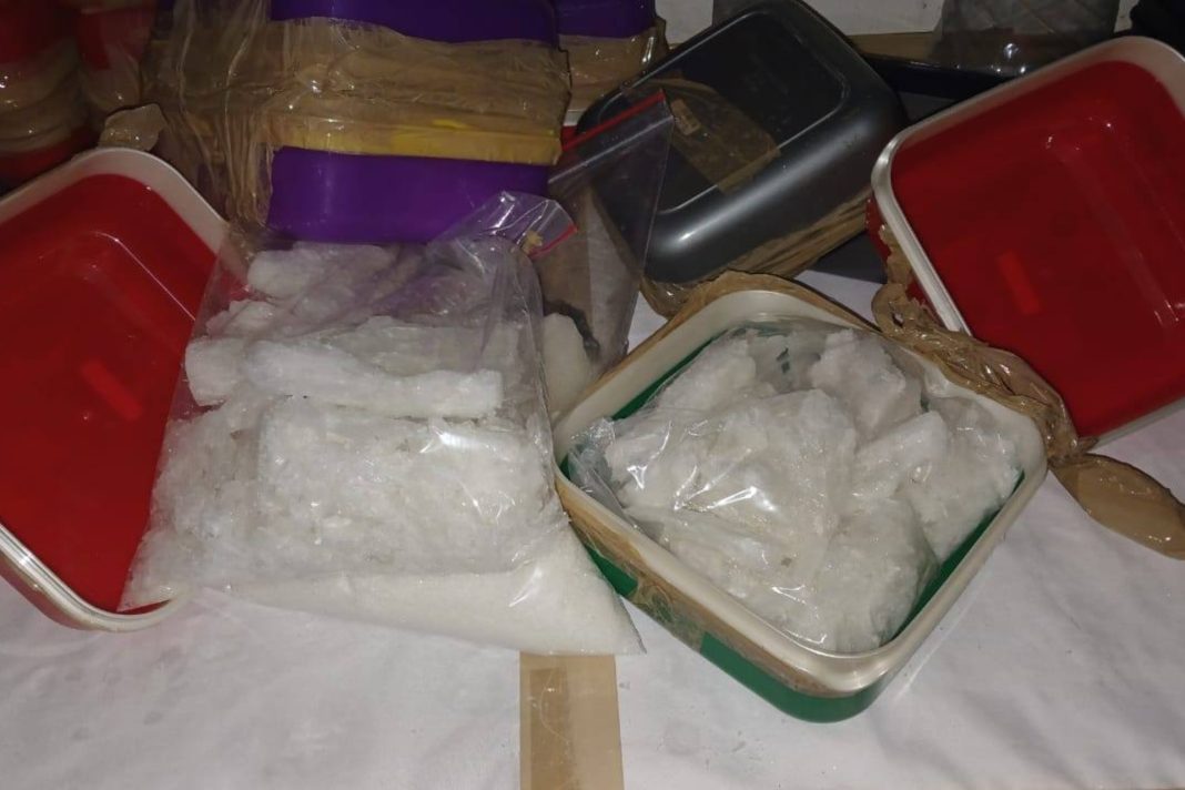 Cinco mexicanos arrestados en Sudáfrica tras hallazgo de narcolaboratorio