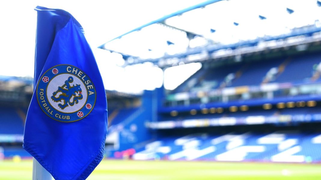 Chelsea acusado de 74 cargos por irregularidades en fichajes y agentes