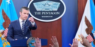 Medios de EE. UU. rechazan nuevas normas del Pentágono para periodistas