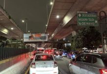 Van más de 12 horas de bloqueo en Periférico Norte por desaparición de joven en Naucalpan