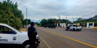 El Cártel Michoacán Nueva Generación atacó base policial en Buenavista, Michoacán dejando dos policías y un civil muertos