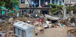 Se reportaron 64 fallecidos y más de 65 desaparecidos en cinco estados de México por las intensas lluvias Las lluvias del 6 al 9 de octubre dejaron 64 muertos y más de 65 desaparecidos en Veracruz, Puebla, Hidalgo, San Luis Potosí y Querétaro, según Protección Civil.