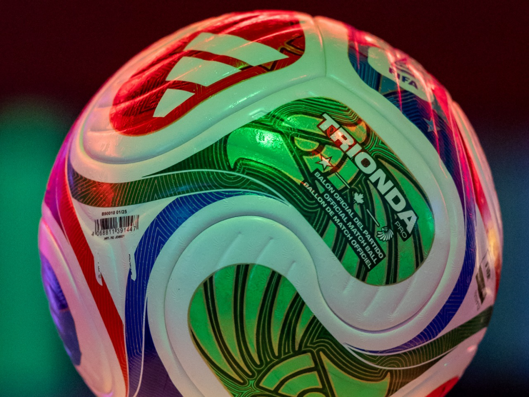 20251003_07_asistegober_presentaciondelbalonoficial_mundial2026_02