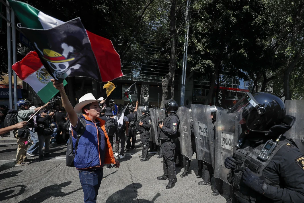 Segunda marcha de la Generación Z con mayor número de policías que de protestantes