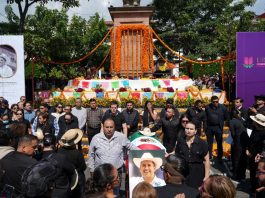 Despiden en Uruapan al alcalde Carlos Manzo tras ataque armado