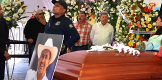 Asesinato de Carlos Manzo, alcalde de Uruapan, desata indignación ciudadana y política