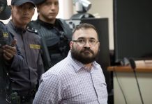 FGR busca abrir un nuevo proceso penal contra Javier Duarte por desvío de recursos en salud