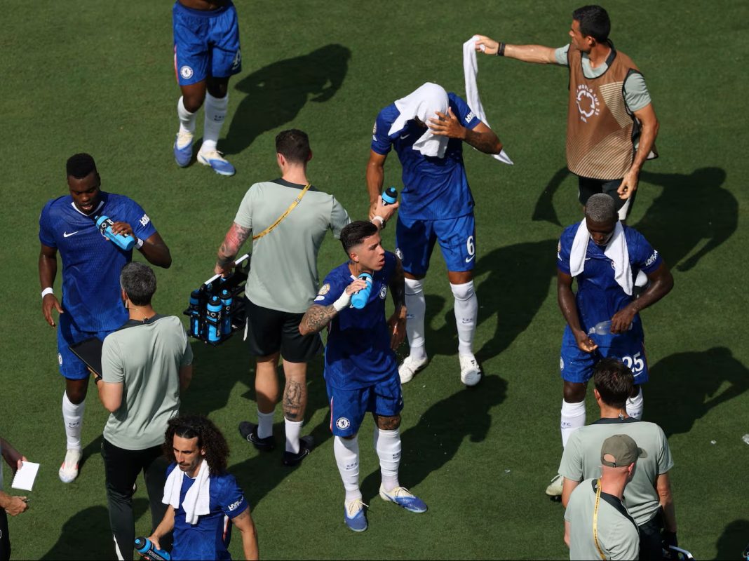 el-mundial-de-clubes-en-estados-unidos-demostro-que-son-esenciales-las-pausas-de-hidratacion-fifa-las-aprobo-para-el-proximo-mundial-foto-reuters-TVCBSGWZO5ELXBK7I3CYYPITVU