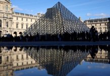 Robo al Museo del Louvre pudo haberse evitado en 30 segundos