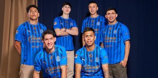 Chivas presenta uniforme conmemorativo por sus 120 años de historia