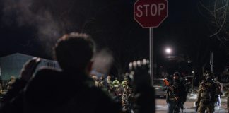 Ciudadano venezolano herido de bala por agente de ICE desata protestas en Minneapolis