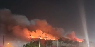 Incendio en maquiladora de Matamoros deja tres bomberos muertos