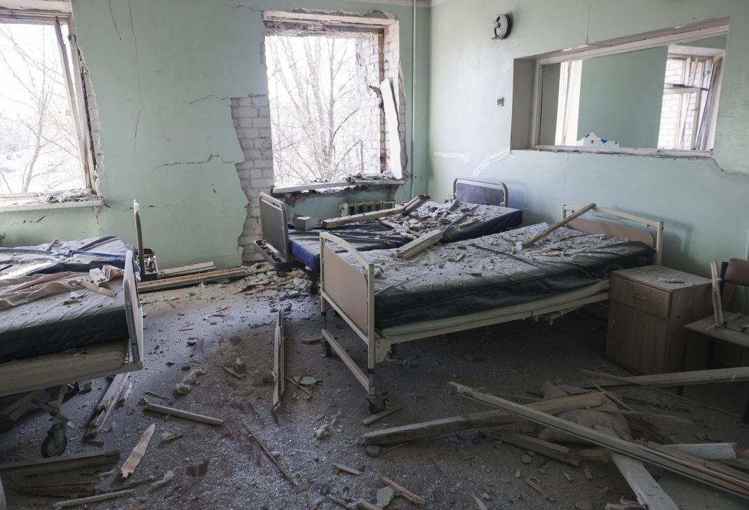 Ataque ruso impacta hospital materno en Zaporizhzhia, Ucrania