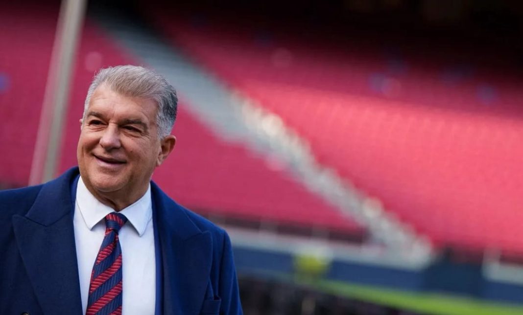 Renuncia-Joan-Laporta-a-la-presidencia-del-FC-Barcelona-busca-la-reeleccion-1160x700
