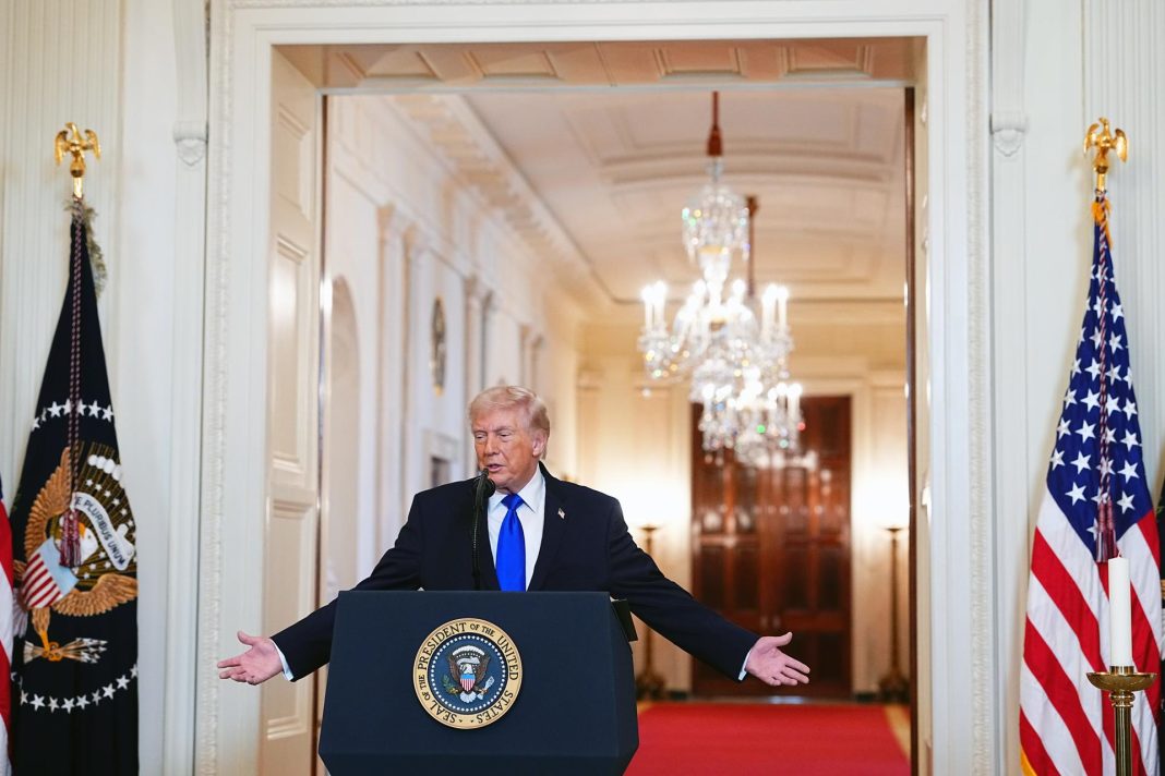 US President Trump attends Angel Families Remembrance Ceremony at the White House Trump pide a México intensificar combate contra cárteles tras muerte de El Mencho