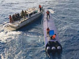 Interceptan semisumergible con cuatro toneladas de cocaína en costas de Colima