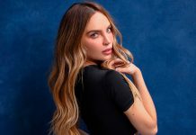 Belinda se viraliza al parodiar asalto en microbús de CDMX