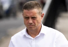 Hallaron muerto al actor John Alford en prisión, cumplía una condena por delitos sexuales