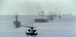 Bloqueo del Estrecho de Ormuz es vigilado por más de 10 mil militares de EE. UU.