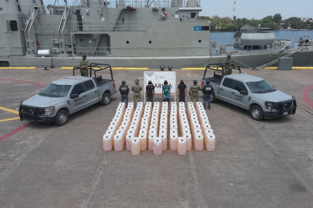 lazaro-cardenas-michoacan-103-bidones-6-mil-litros-combustible-huachicol