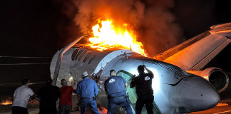Jet privado sale de Los Cabos y se estrella en Texas; hay un muerto