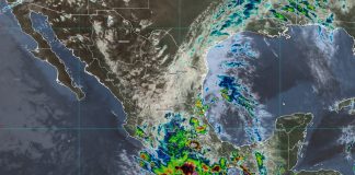 “Boris” se degradó a depresión tropical y provoca lluvias y oleaje en el Pacífico mexicano