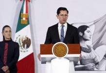 El canciller Roberto Velasco informó que 14 mil mexicanos están detenidos en centros migratorios de Estados Unidos