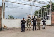 Decomisan droga en base de transporte público en Cuernavaca